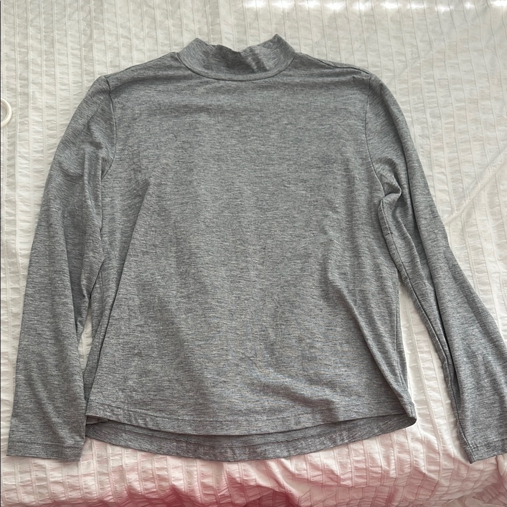 Ministry of Supply Gray Fitted Long Sleeve Tee with mock turtle neck